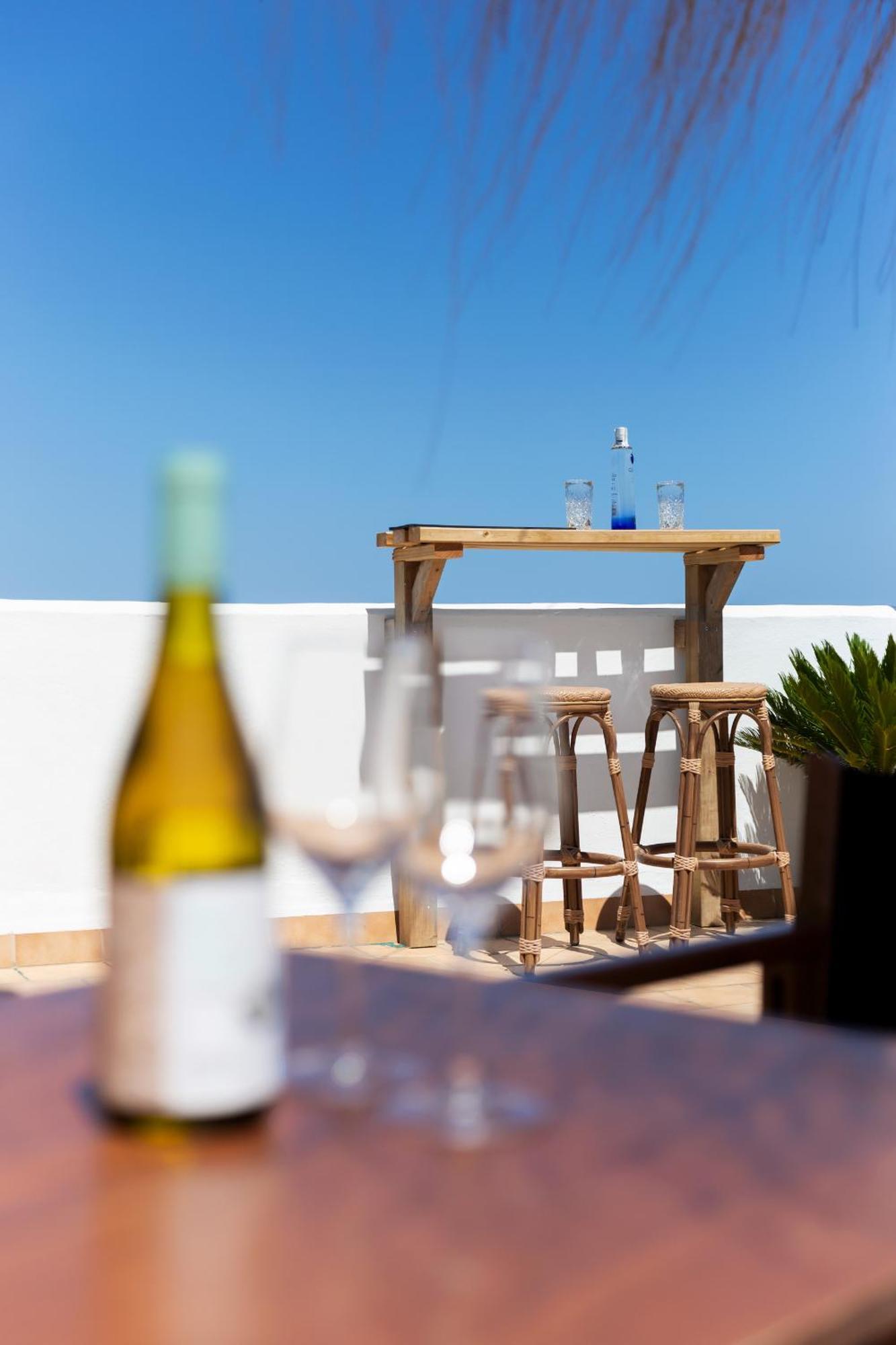 Hostal Cala Llombards Экстерьер фото