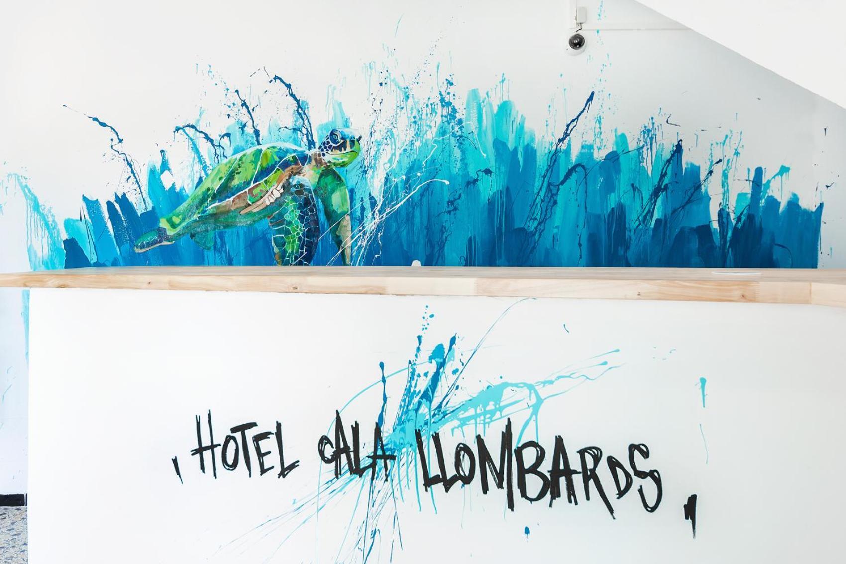 Hostal Cala Llombards Экстерьер фото