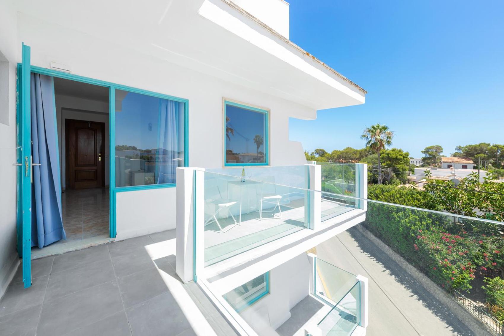 Hostal Cala Llombards Экстерьер фото